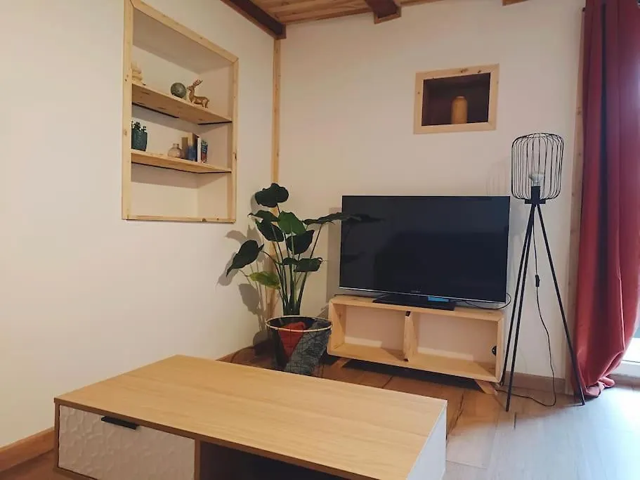 Appartement Cosy En Duplex Taninges